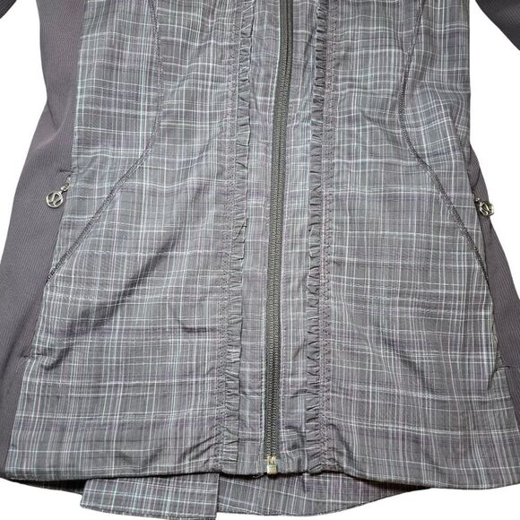 Lululemon Ahead of the Curve Jacket - Gray Plaid - Picture 4 of 11